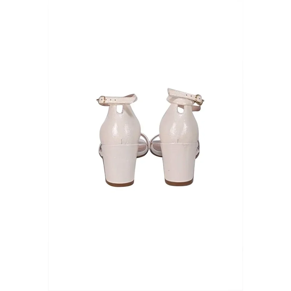 Stuart Weitzman celebrate style